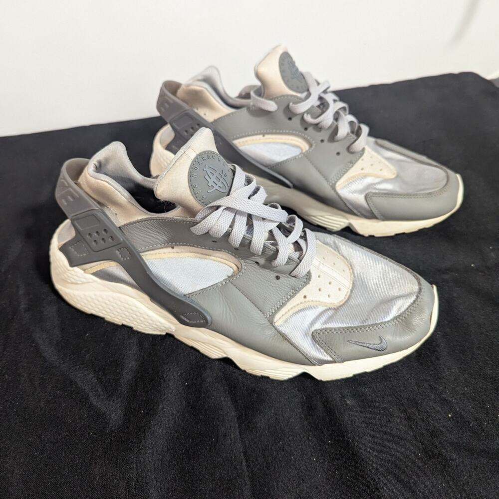 Nike Air Huarache Sneakers Men’s Size 12 Gray White Athletic Running Shoes